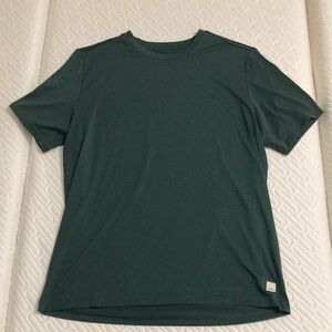 Vuori Current Tech Tee Hunter Green Medium